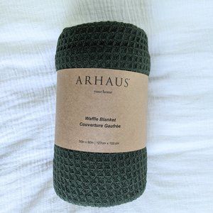 Forest green, waffle knit, cotton throw blanket (50"x60")